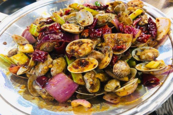 蚝匠海鲜烧烤加盟费