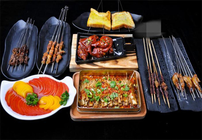 猪小妖烧烤加盟门店