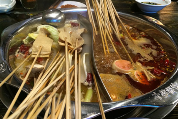 六婆烧烤加盟店