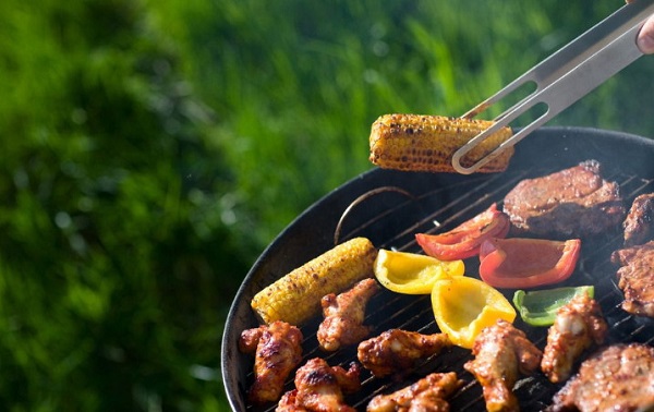 亮翅烧烤加盟费