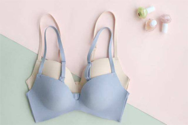 丝迪斯内衣加盟费