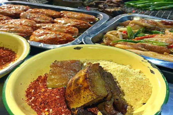 第一家烧烤加盟费