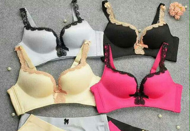 蓝色枫叶内衣加盟门店