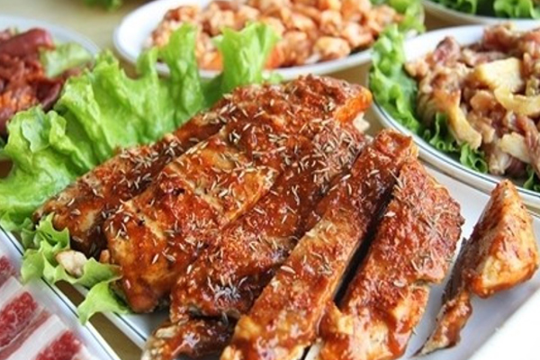 西蜀肥羊烧烤加盟费