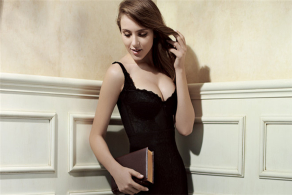 康丽雅内衣加盟店