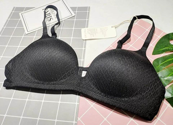 柏妮卡丹内衣加盟