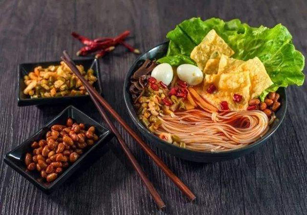 嘬螺螺蛳粉加盟