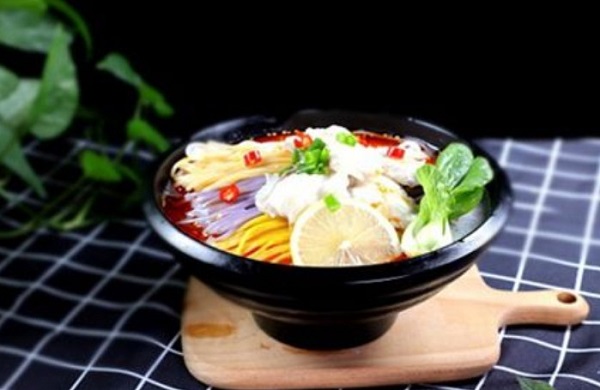 隆鑫祥杂粮鱼粉加盟费