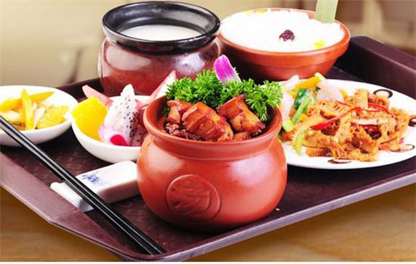 8元瓦罐快餐加盟费