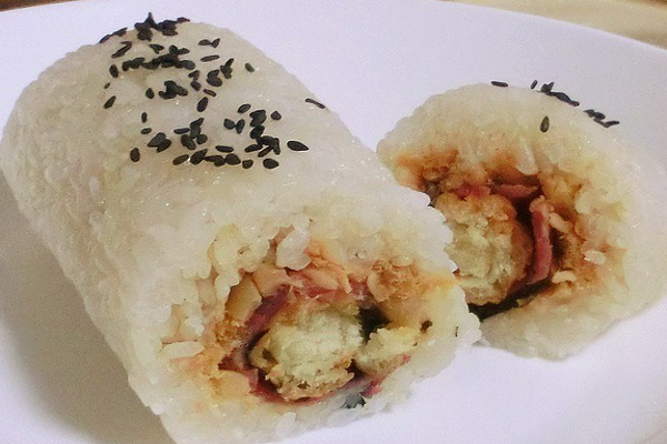饭塔台湾饭团加盟费多少钱？投资饭塔台湾饭团加盟费多少钱？