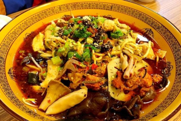 彭记冒菜钵钵鸡加盟