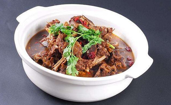 老城门羊蝎子火锅加盟