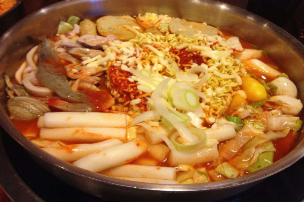 海码露韩国年糕火锅加盟