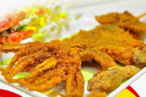 六福道轰炸鱿鱼加盟费