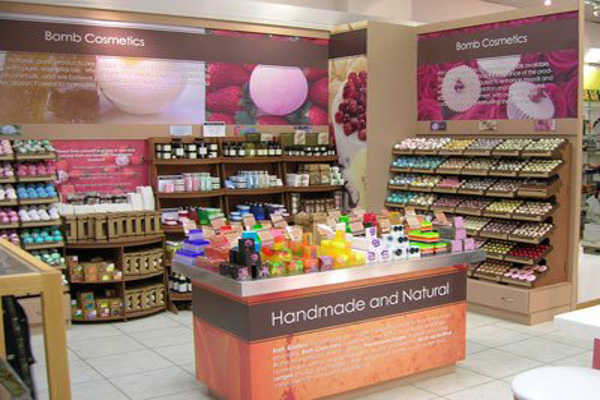 随美化妆品店加盟费