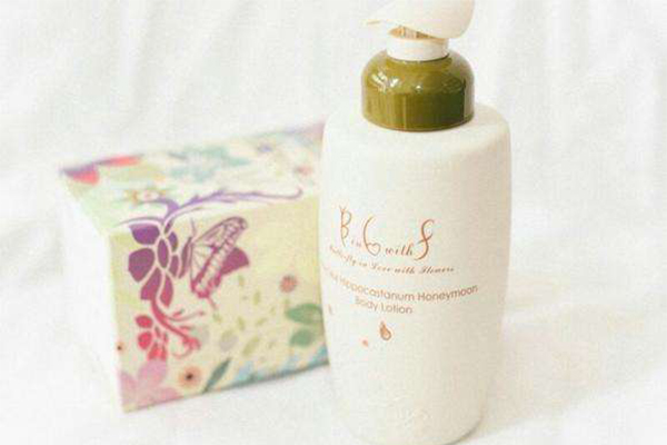 珂莉安化妆品加盟费