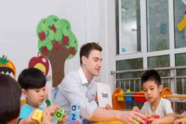 莎翁少儿家庭英语加盟费