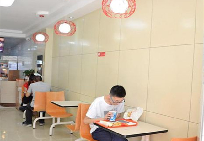 悦美滋炸鸡汉堡加盟费