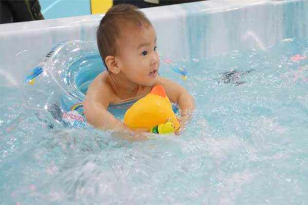 海腾国际亲子游泳中心加盟费