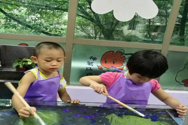 一石少儿美术加盟费