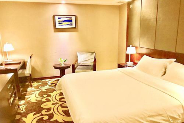 素柏云酒店加盟