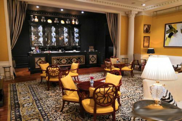 丽思卡尔顿酒店