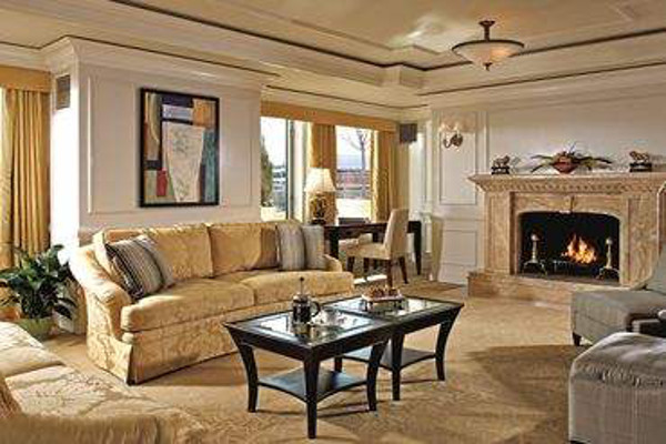 丽思卡尔顿酒店