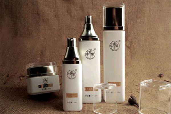 中草集化妆品加盟