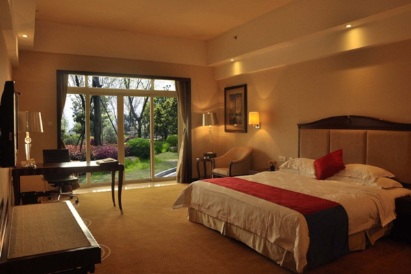 桃园山庄大酒店加盟费