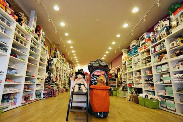 新人类母婴加盟费