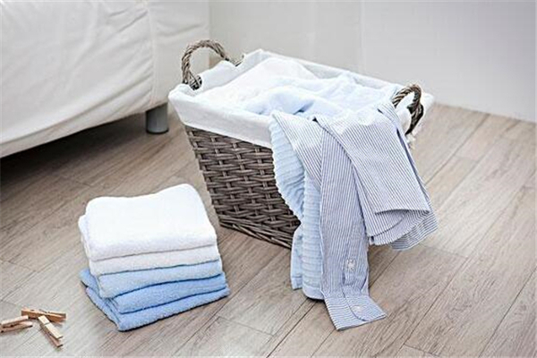 布兰特妮干洗加盟