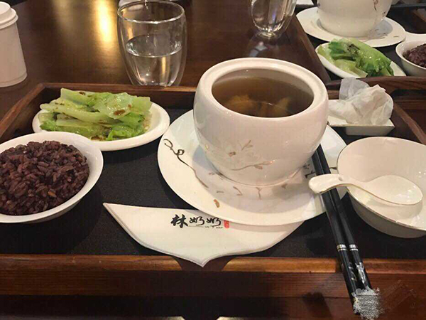 林奶奶炖汤加盟店