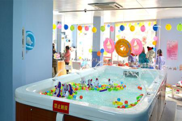 伊贝莎婴儿游泳设备加盟费