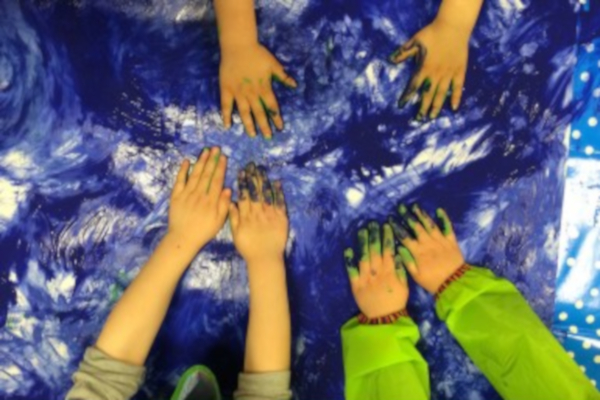 起跑线美术中心加盟店