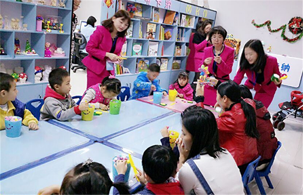 萌卡纳美术培训