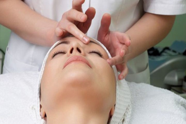 金容丽美容加盟费