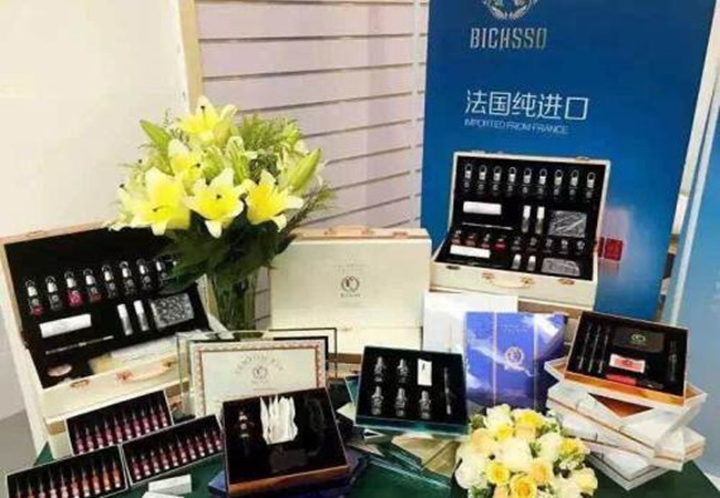 【毕卡索纹绣加盟】开毕卡索纹绣加盟店钱途似锦！