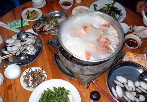 凤鲜姐姐港式打边炉加盟店