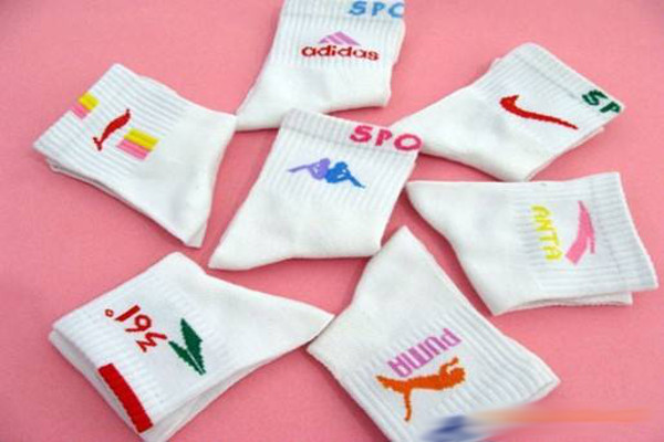 梦娜袜业加盟费