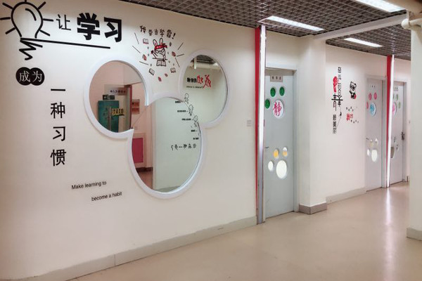 海豚教育加盟费