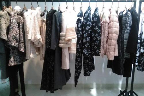 摩达女装加盟费