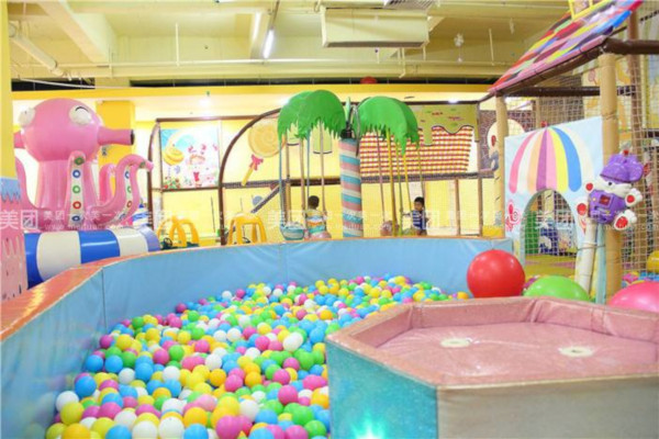 爱朵儿童主题乐园加盟费