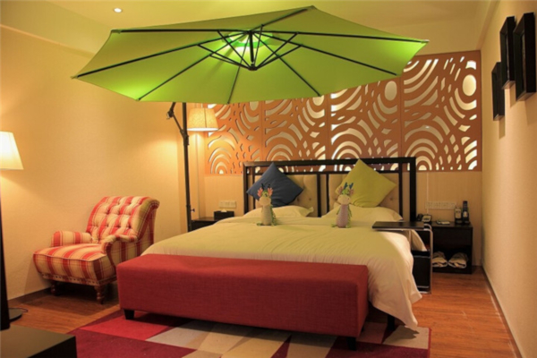 蓝雀精品艺术酒店加盟费