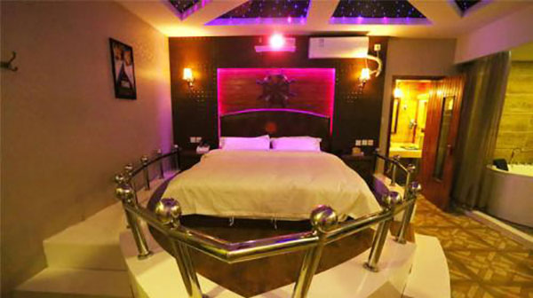 迈途电影文化主题酒店加盟店