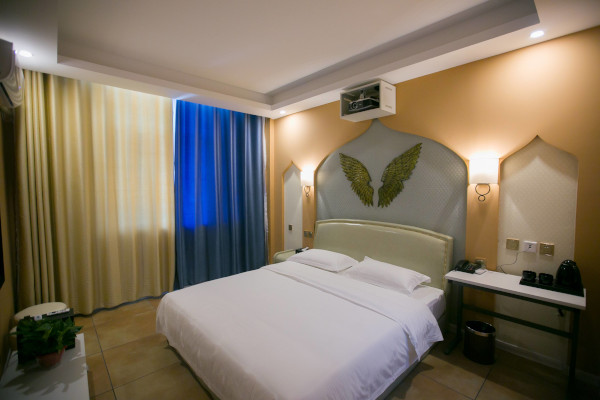 美度电影艺术酒店加盟费