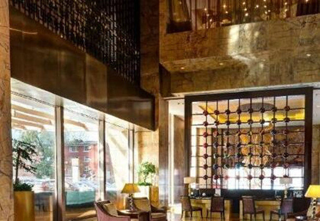 华彬费尔蒙酒店加盟