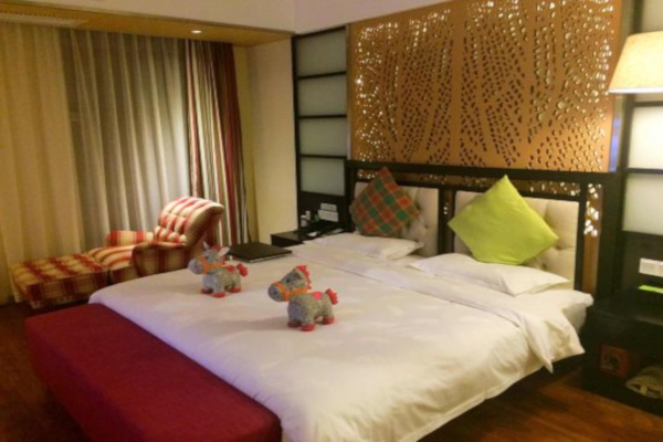 蓝雀精品艺术酒店加盟店