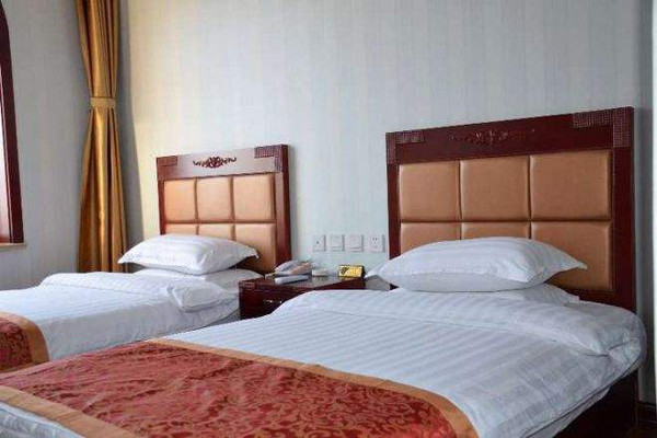 君临锦绣酒店加盟费