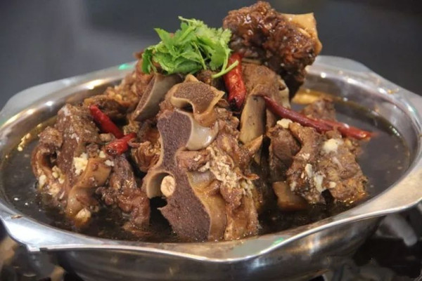 一锅涮烤羊蝎子火锅加盟