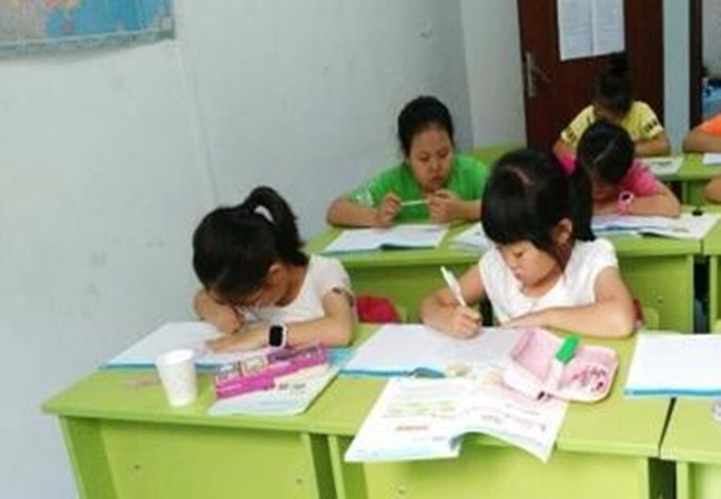 格琳斯国际少儿英语加盟费